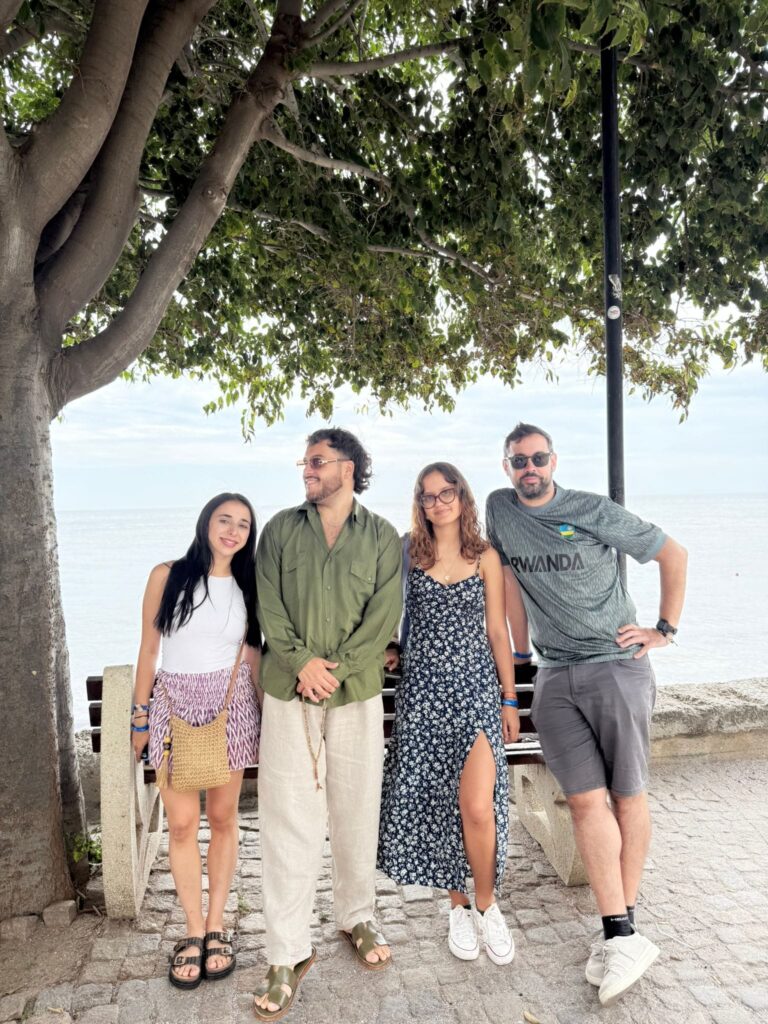 WhatsApp Image 2025-10-22 at 16.09.30